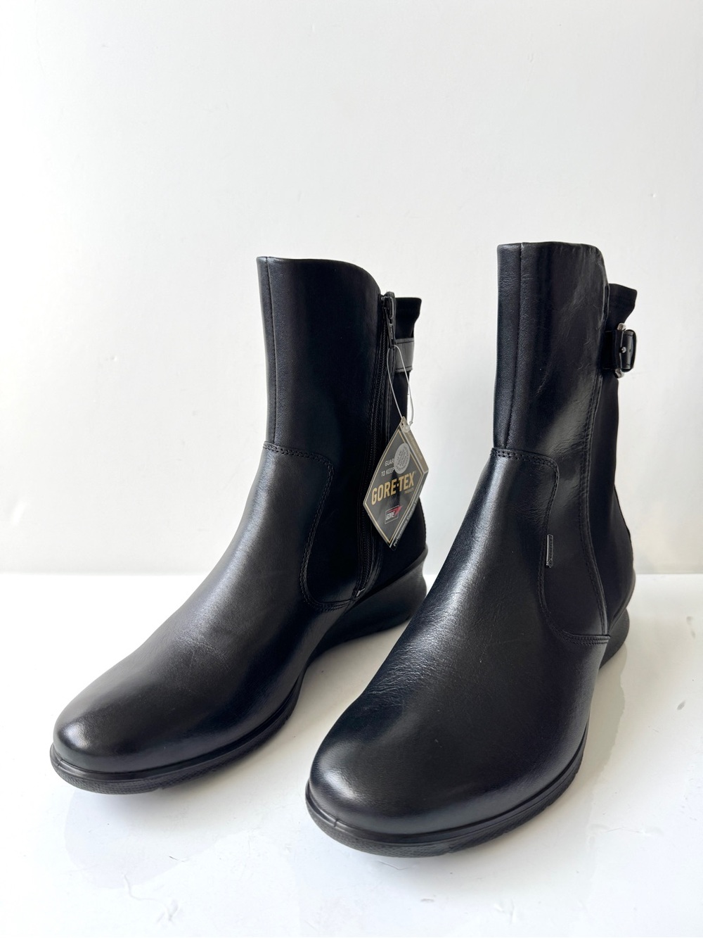 Ecco Babett Gore Tex Black Leather Low Wedge Ankle Boots Size 39/8-8.5 US